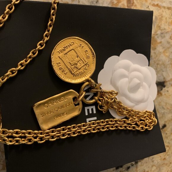 CHANEL 31 RUE CAMBON 1980’s double pendant chain, stack with other Chanel neckla - Picture 7 of 8